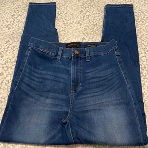 Kendall + Kylie The Sky Scrapper Skinny Jeans NWOT